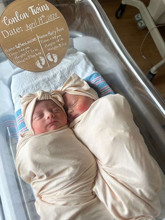 Conlon Twins (1)