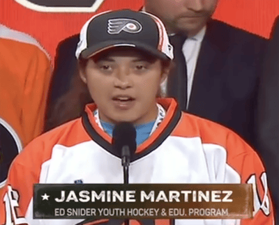 Jasmine-Martinez-announcing-first-pick-of-the-Philadelphia-Flyers