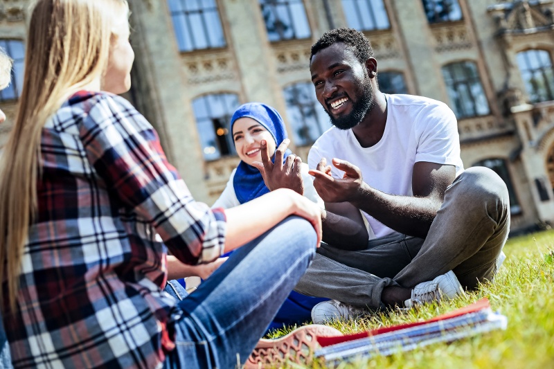 Tips for International Students Adjusting to American College Environments