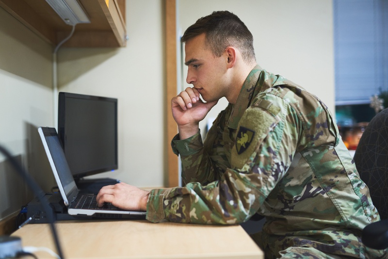 6 Things Military Veterans Need to Know About Going Back to College