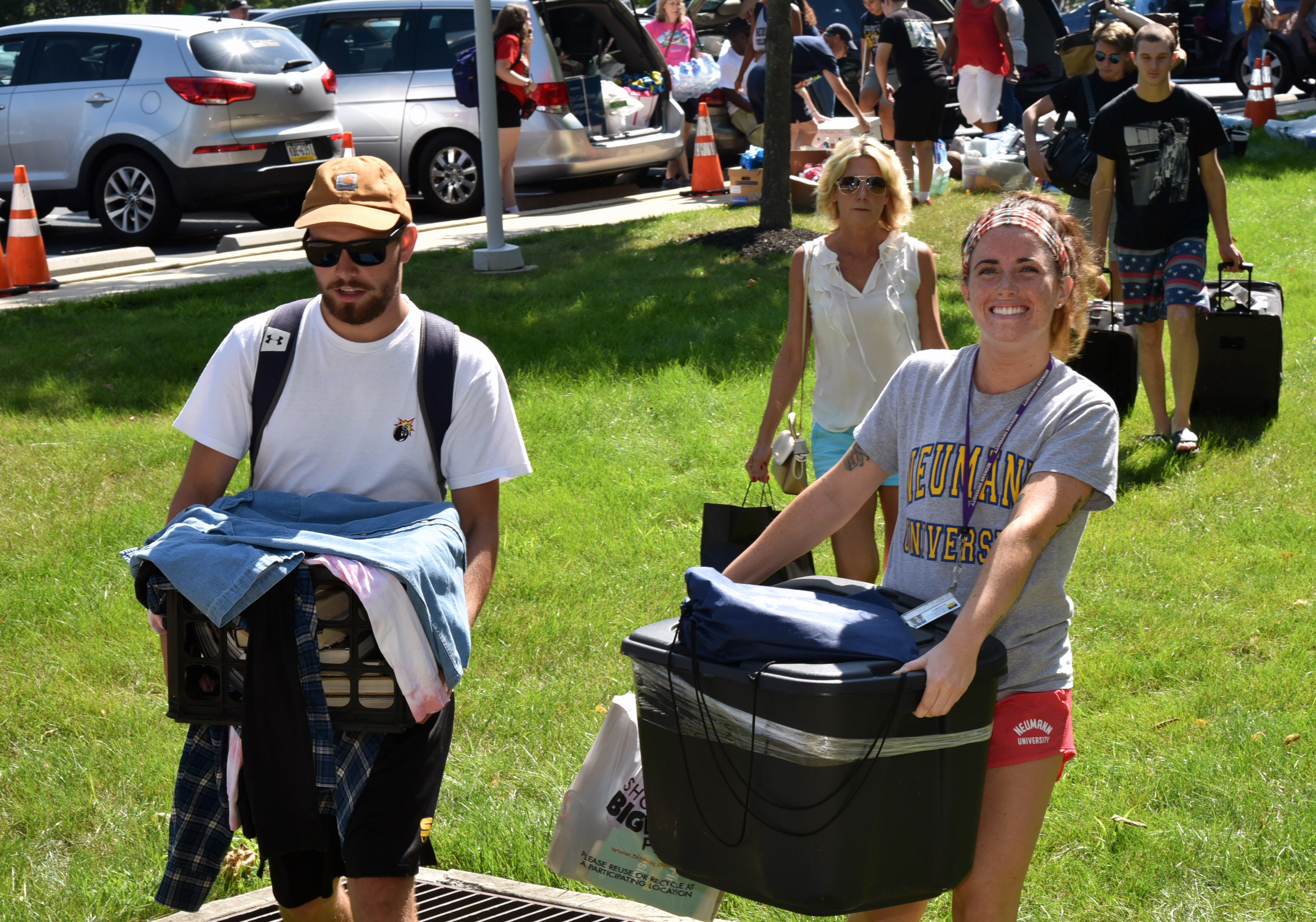 All Hands on Deck for Move-In Day